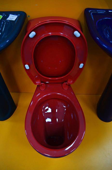 Купить компакт-унитаз дора красный горизонтальный выпуск, старый оскол. в Иваново магазин сантехники Суперстрой