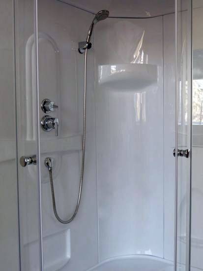 Купить душевая кабина royal rb 8120bp1-t,r вп,пс,акриловые задние стенки в Иваново магазин сантехники Суперстрой