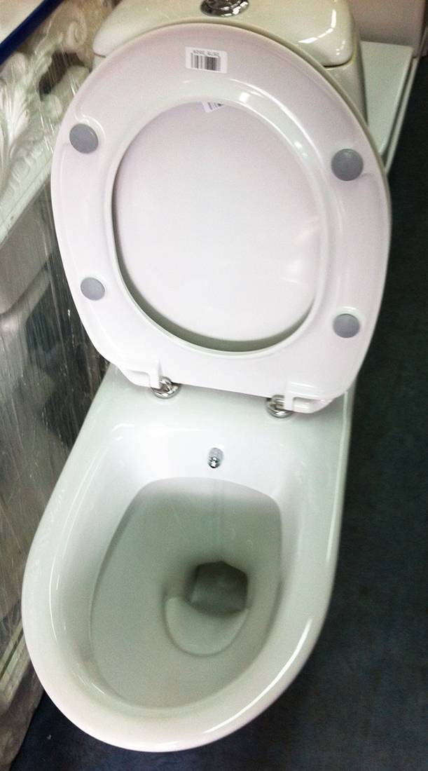 Купить компакт-унитаз grand арматура, дюропласт, функция биде, vitra. в Иваново магазин сантехники Суперстрой